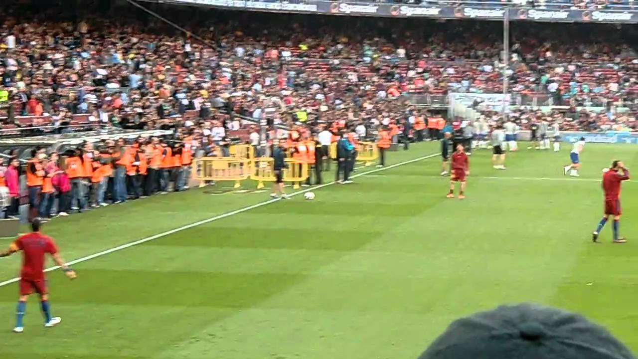 Awesome warming up session of Leo Messi and Dani Alves FC Barcelona