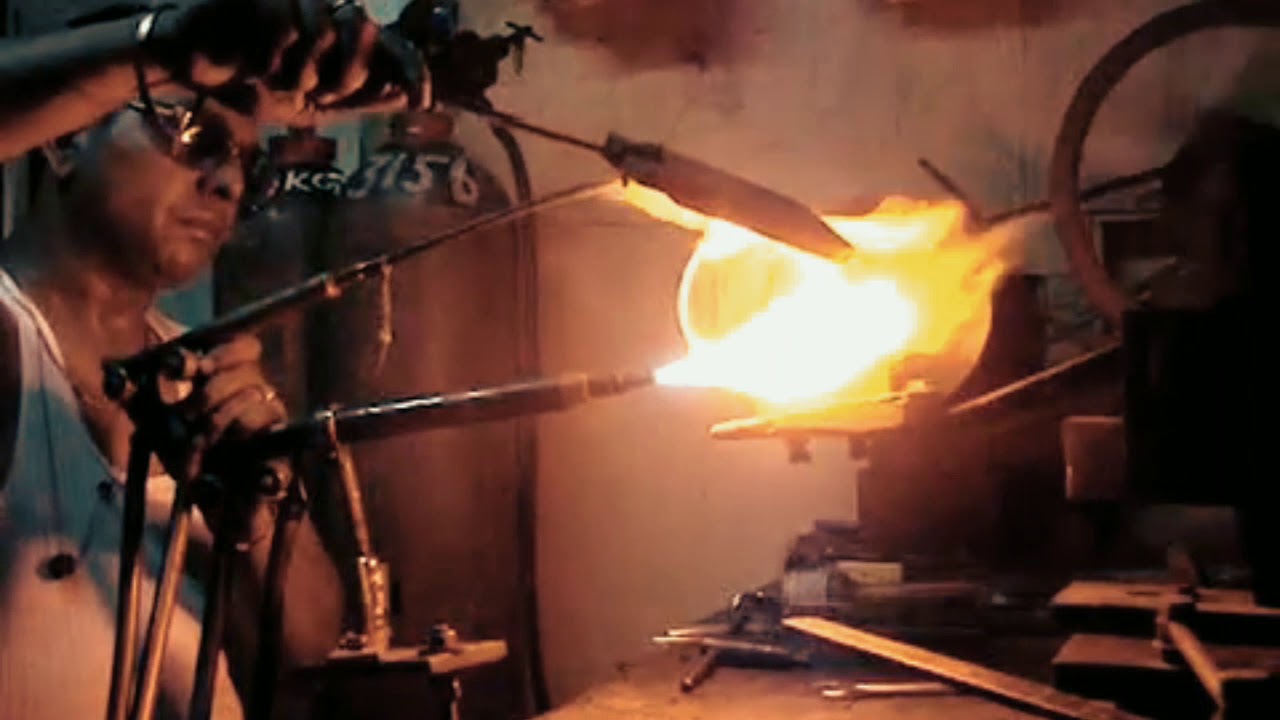 Scientific Glass Blowing lid for Reaction Flask
