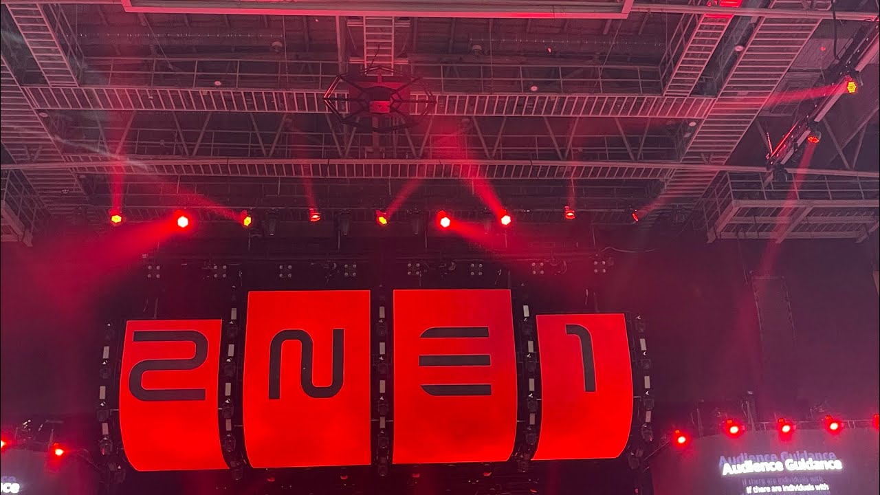 2ne1콘서트 ( 컴백홈 오프닝 연출은 .. 대박이였따 😭 )