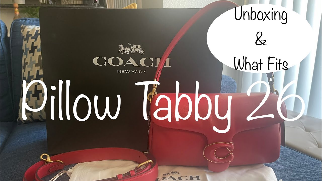 Coach Pillow Tabby 26 Red Apple | Unboxing + What Fits #handbags