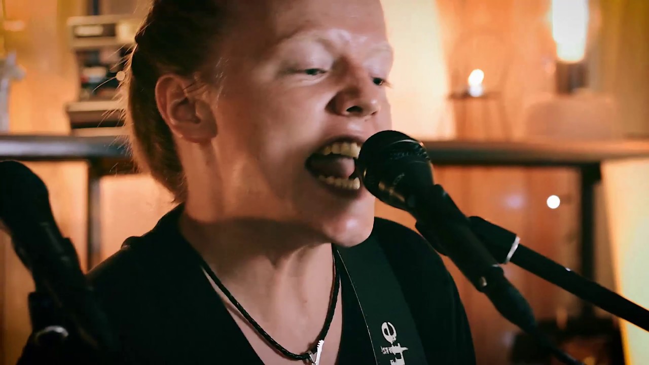 WALK AWAY - Michael Yule (Live Looping RC300)