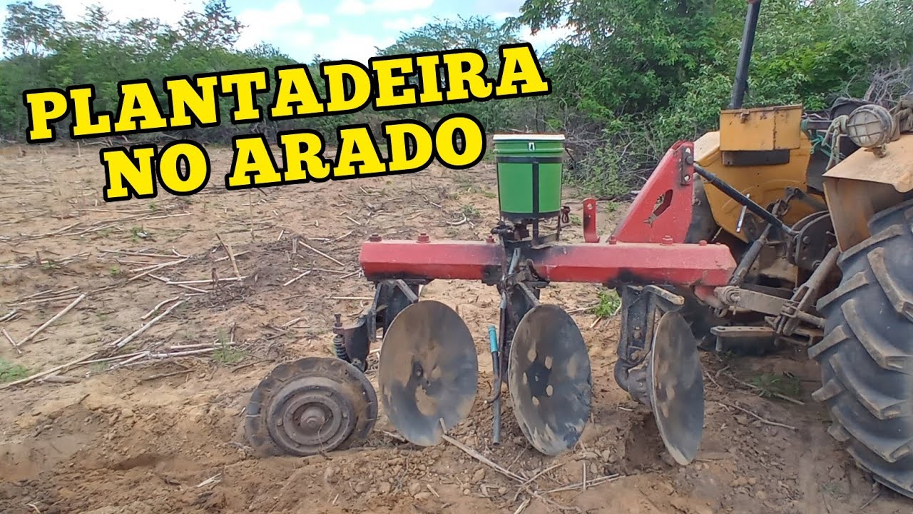 PLANTADEIRA NO ARADO DO VALMET 68