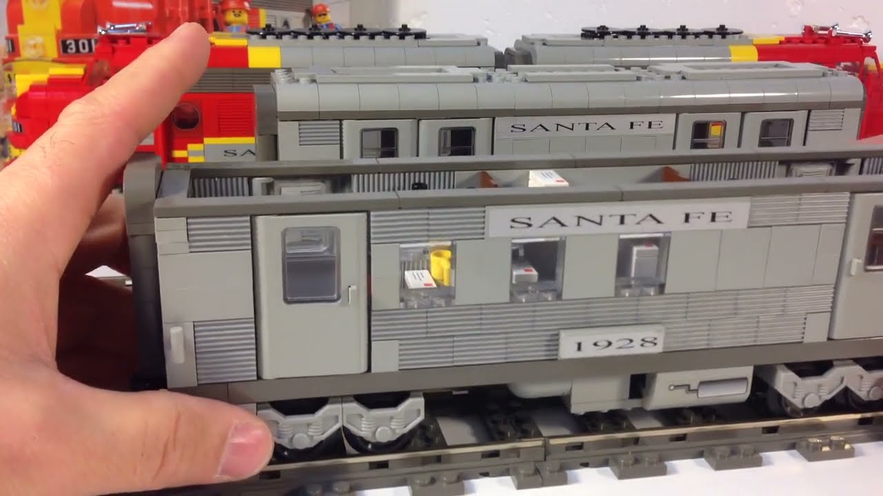 LEGO 10025 Santa Fe Passenger Train Cars I Mail and Baggage - 9V trains from 2002