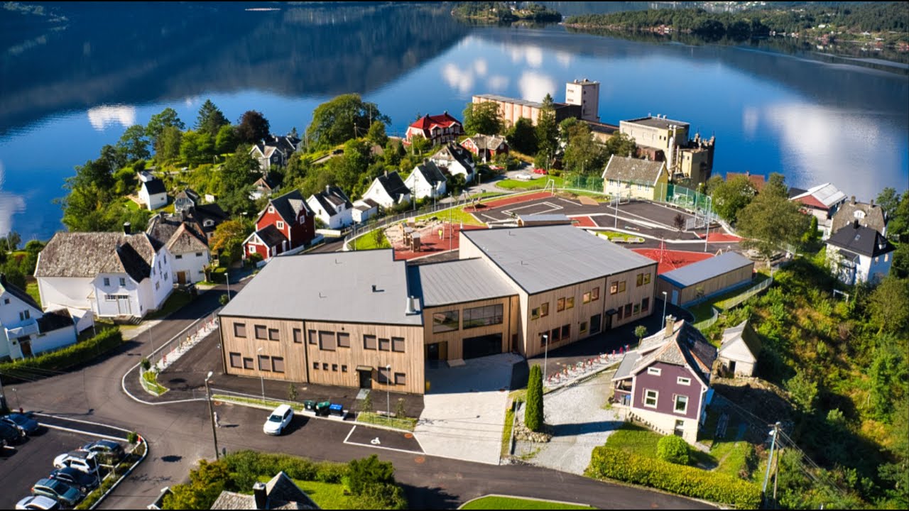 Discover the Schools and Kindergartens in Vaksdal Community: A Comprehensive Overview