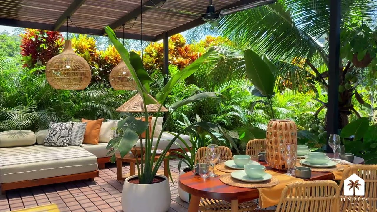 House for Sale near the best Caribbean beaches of Costa Rica, 190K