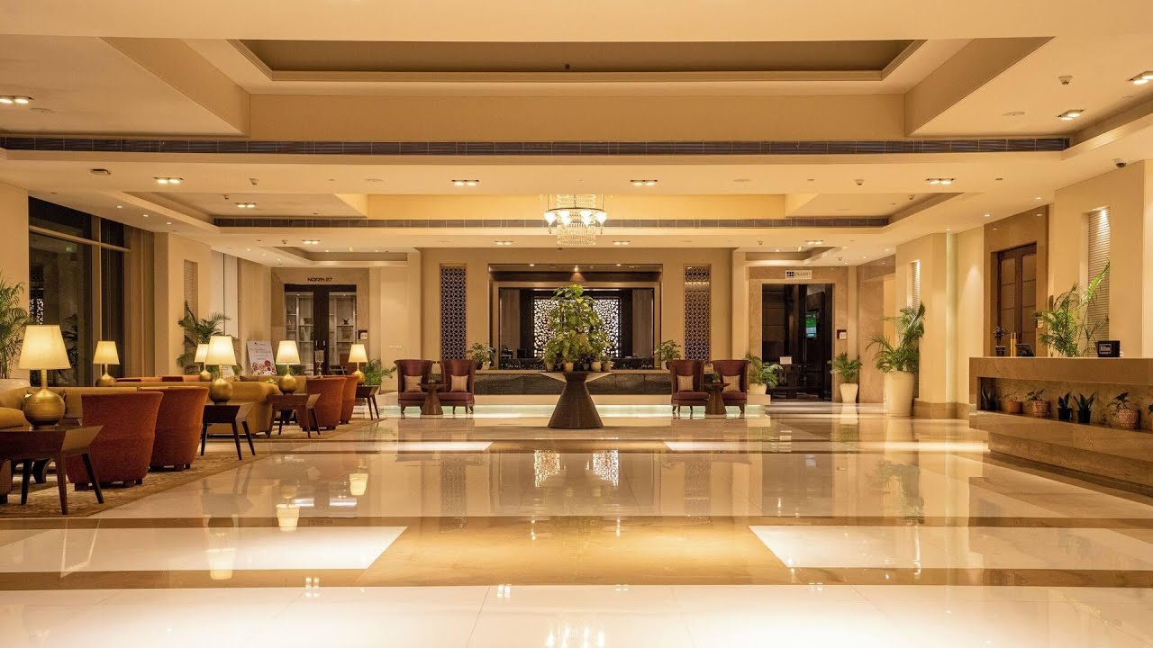 DoubleTree by Hilton Agra, India | Travel With Anvika