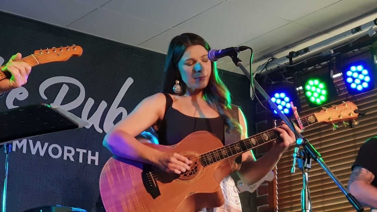 Bonnie Kellett & Bill Chambers @OfficialTCMF
