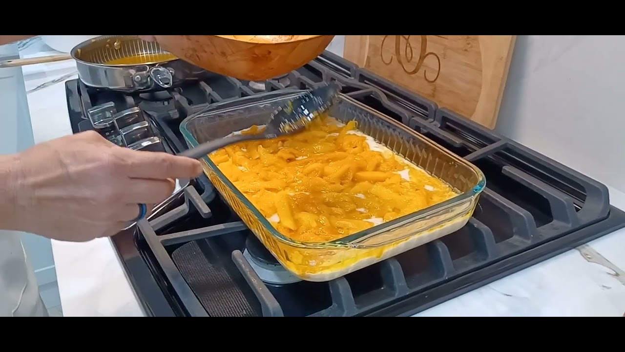 Mango Cobbler recipe. Cooking with Jerry Estrada. How to make a MANGO COBBLER.