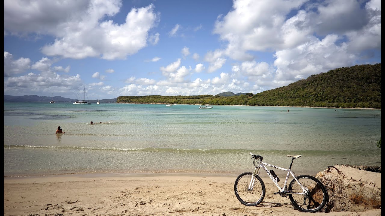 Découverte Martinique: Saint Anne - Anse Trabeau en VTT