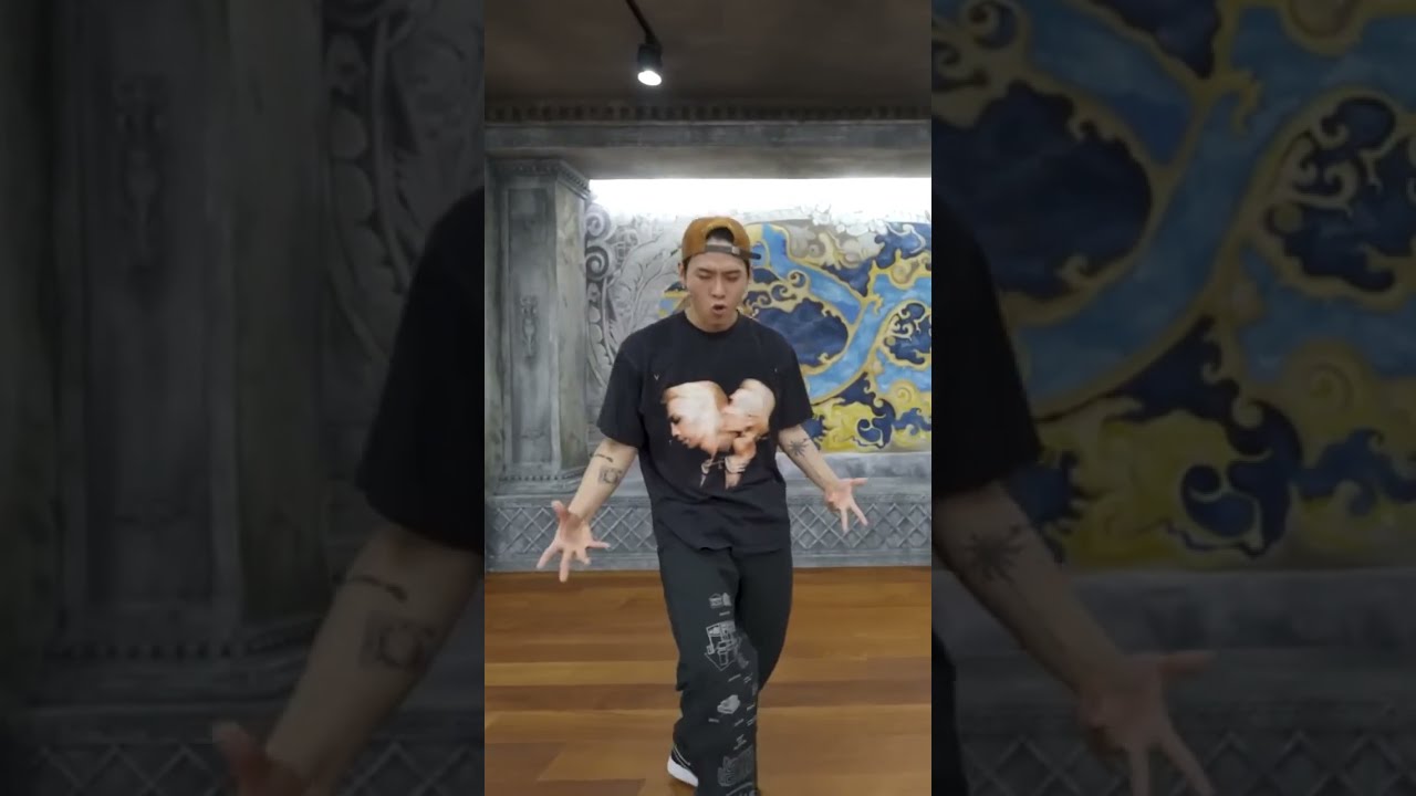 YGX's Deukie of Kwon Twins 