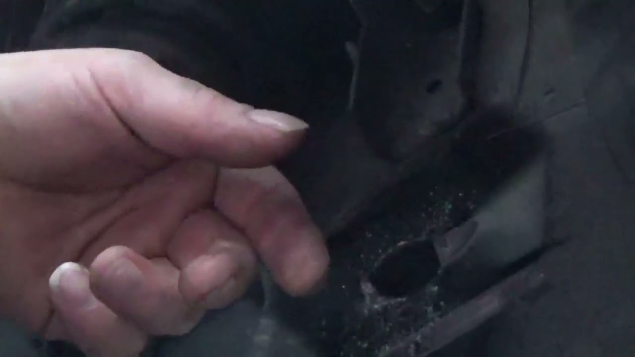 #2 08 fusion 2.3 idler pulley bolt