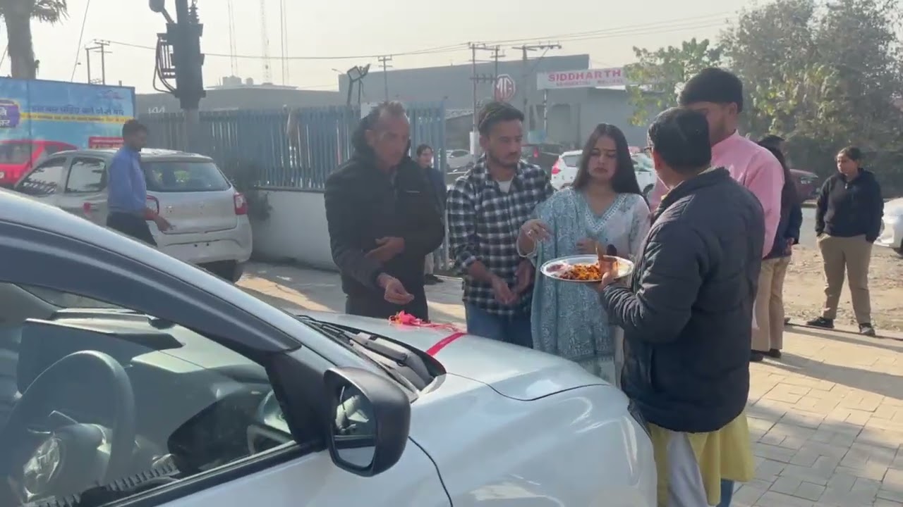 ईष्ट देव एवं पित्रो के आशीर्वाद से आज नया वाहन लेने का सौभाग्य प्राप्त हुआ।
