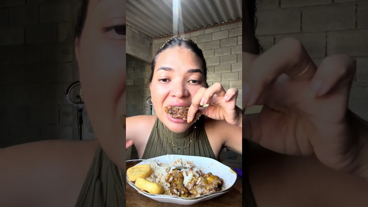 CAENE ASSADA NO FORNO ARROZ FEIJÃO E BATATA FRITA ALMOÇO DE HOJE 