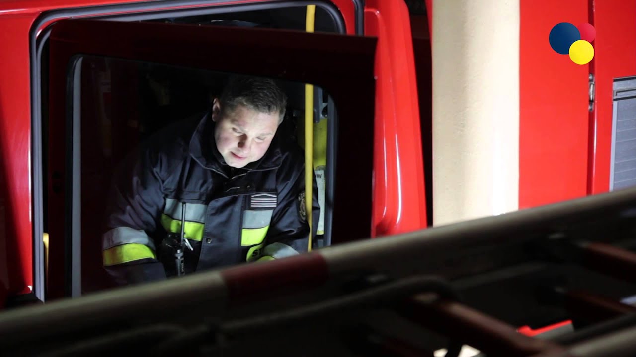 998 sekund na ratunek - reportaż o strażakach z Aleksandrowa Łódzkiego