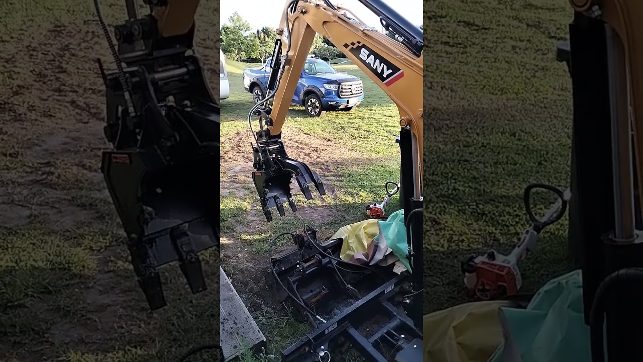 Cobra supplied grab bucket fitted to Sany Mini Excavator.
