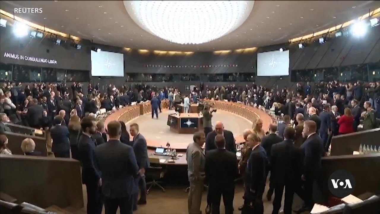 European leaders hold crisis talks as US signals transatlantic reset | VOA News