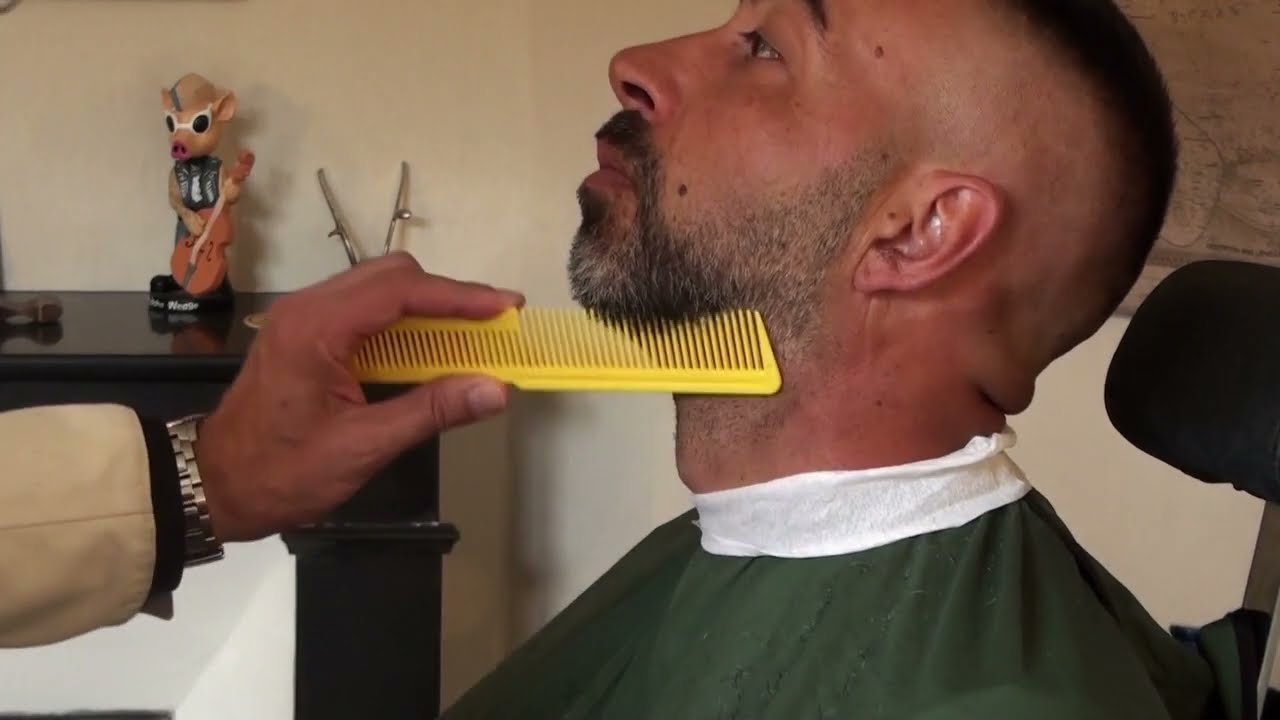 Taille de barbe courte