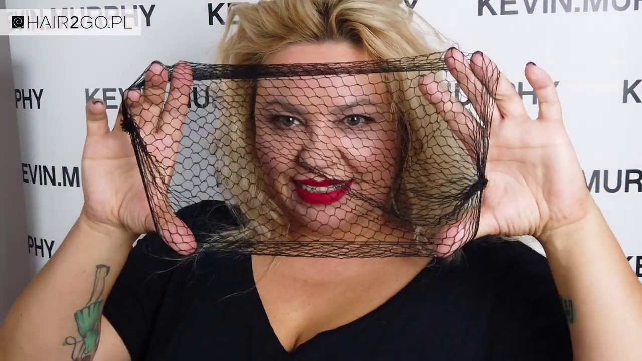 Jak zrobić plażowe fale w stylu messy hair - radzi ekspertka Kevin Murphy Agnieszka Koper.