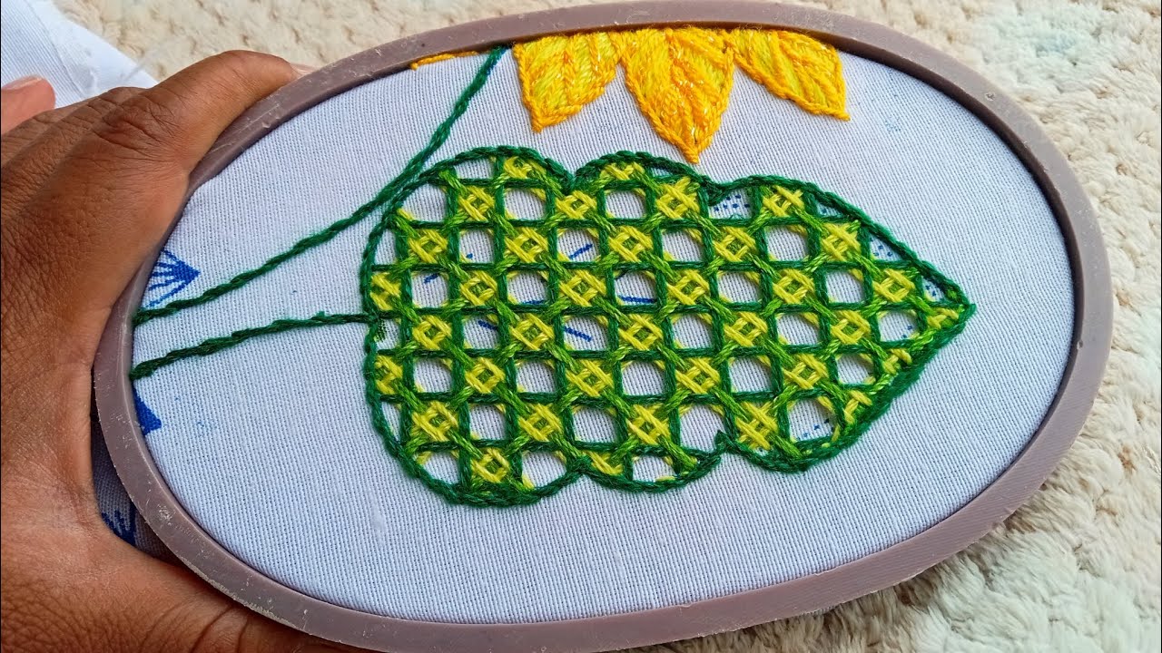 Cómo bordar una hoja#81😍 puntada fantasía ideal para cualquier diseño entre canastas,frutas,y más .