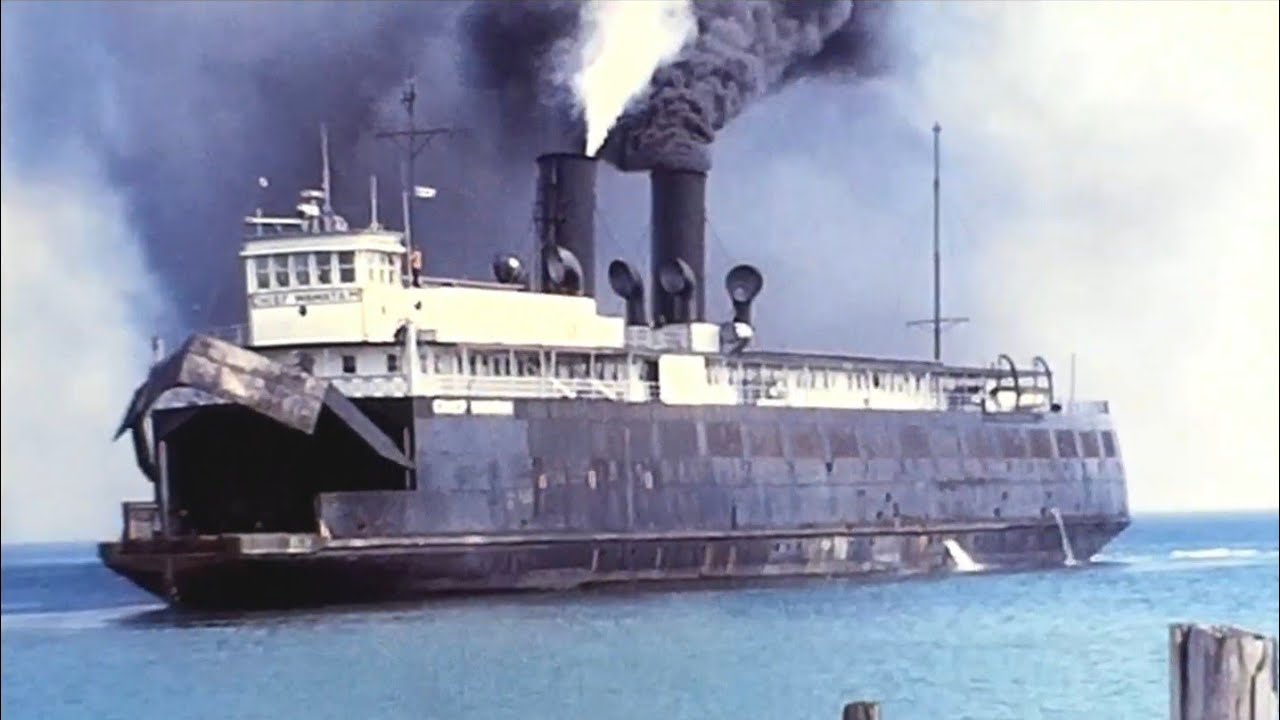 Chief Wawatam Mackinaw City Michigan August 1979 - Steam Ship Train & Passenger Ferry & Icebreaker