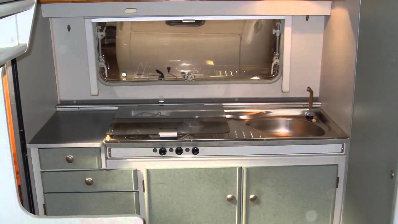 Caravan te koop: BEYERLAND SPRINTER 350 LICHT GEWICHT