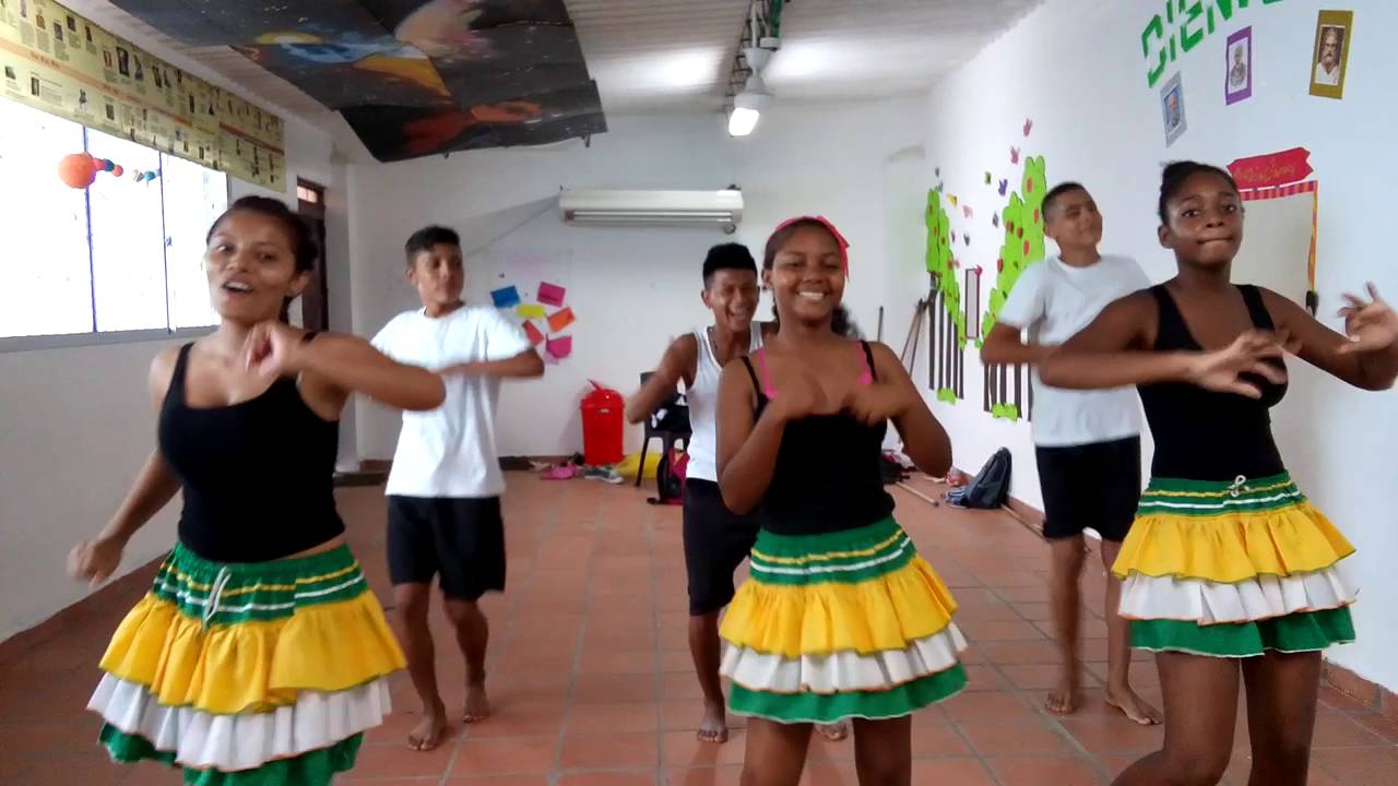 BAILE DE LA REGION INSULAR -calipso