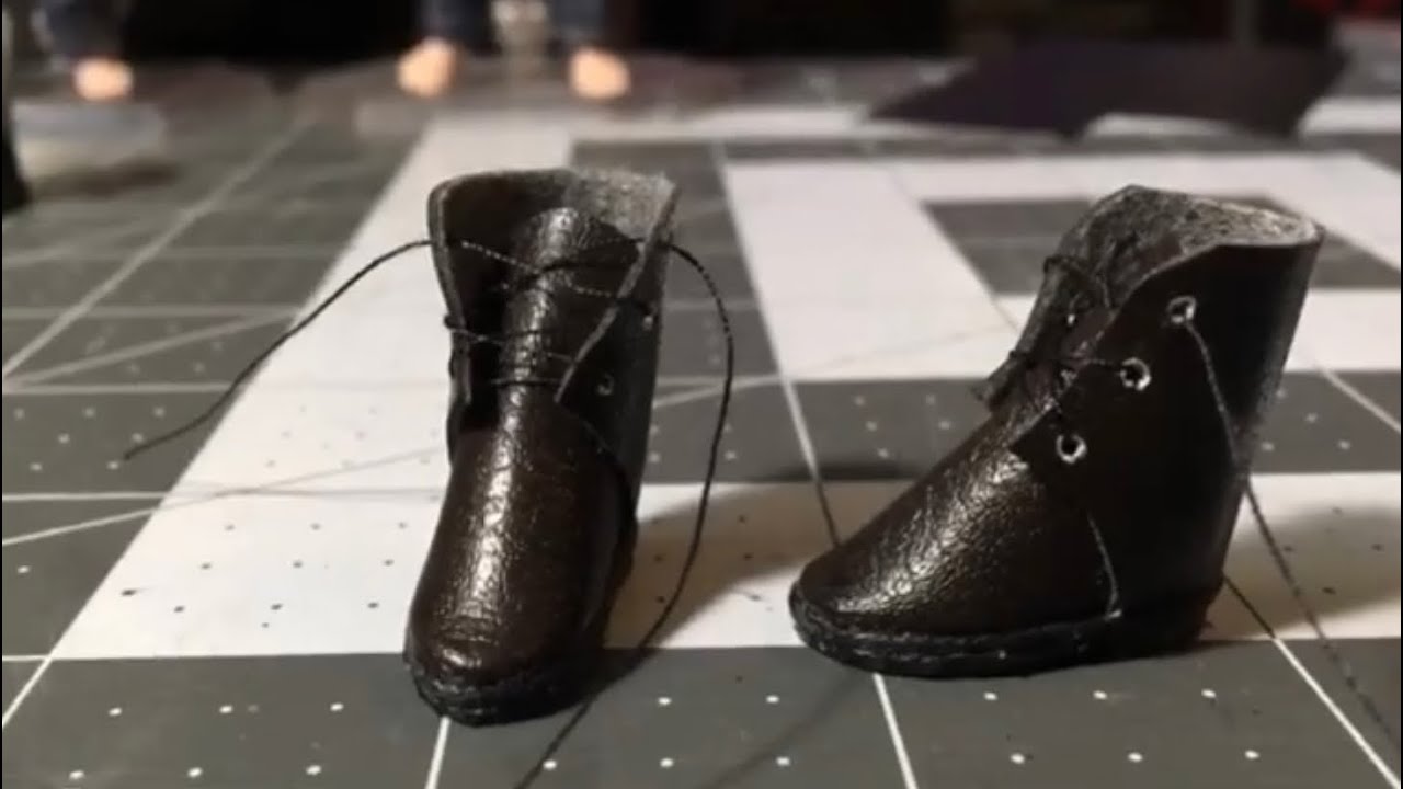 1:12 scale miniature 101 boots tutorial