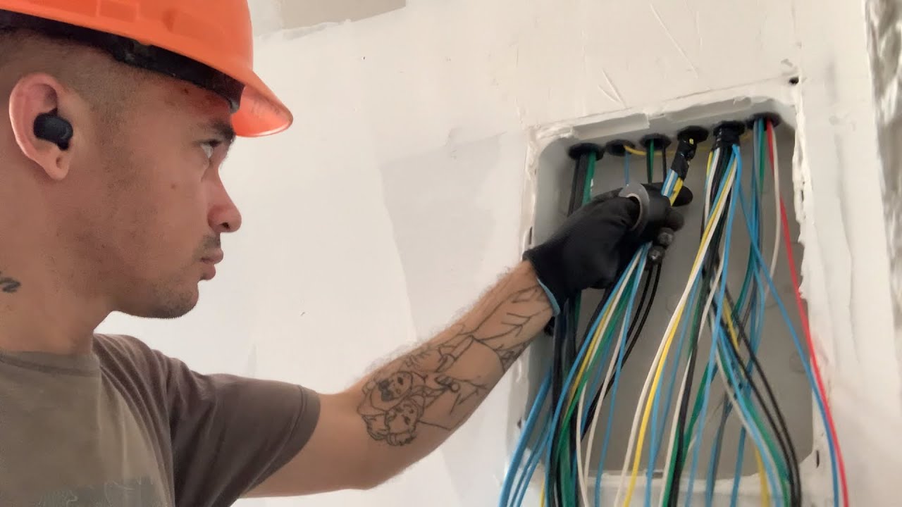 Esse é o melhor jeito para fazer a instalação dos cabos elétricos. Qualquer um consegue.