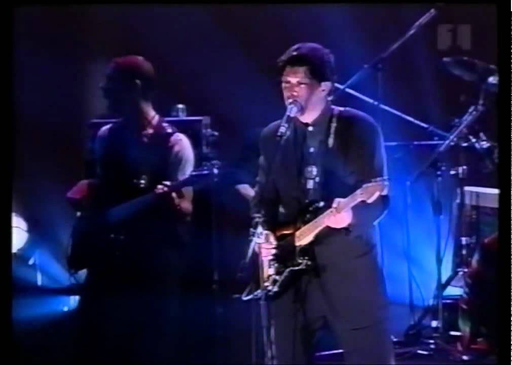 Walfredo Reyes, Jr. w/ Robbie Robertson - 