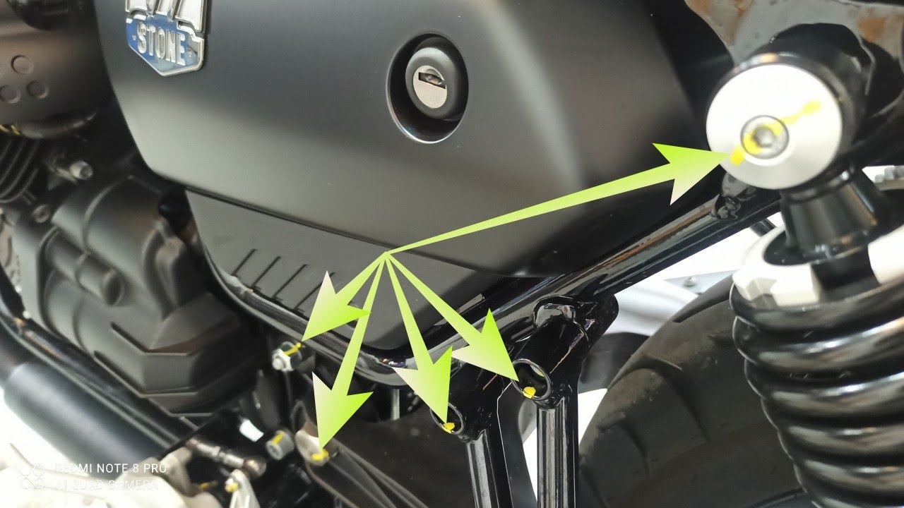 Cura el Sarampión en tu moto nueva. Moto Guzzi V7 Stone