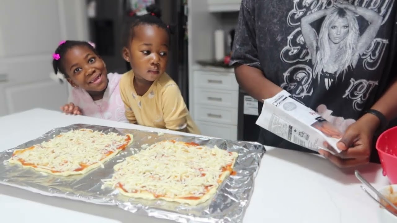 Girls Night in : Pizza Party
