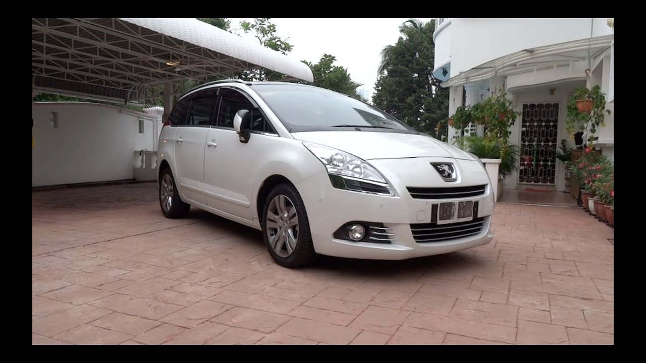 2013 Peugeot 5008 Start-Up, Full Vehicle Tour, and Test Drive