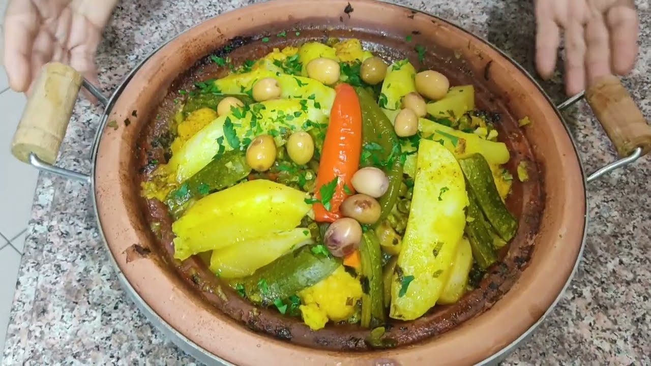أحلى طاجين بالدجاج البلدي والخضر و رايب صحي بالنياق ديال القوق يا سلام