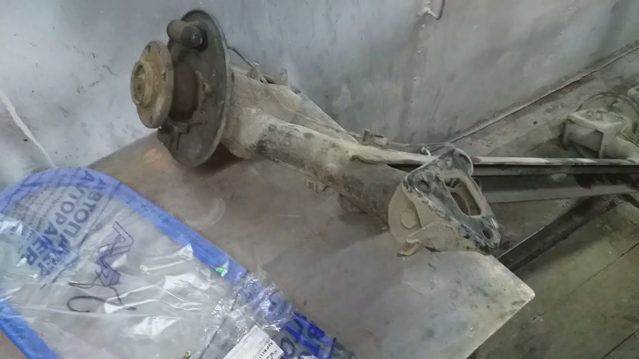 Замена задней балки после бокового удара на Лада Гранта