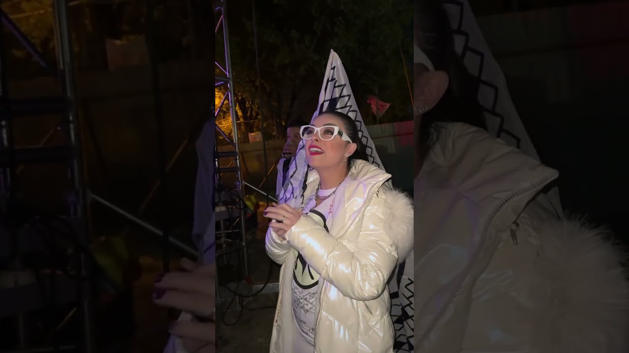 Me salí corriendo del teatro para irme a cantar al festival Skatex