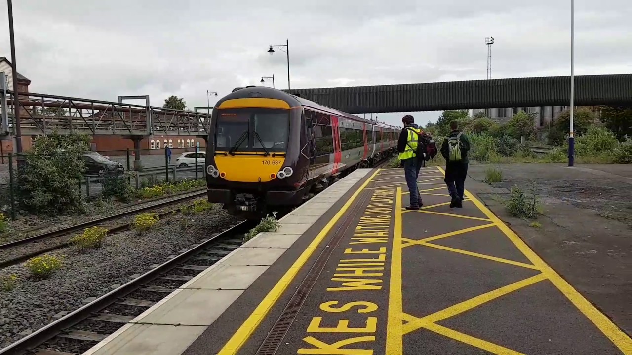 Trains at Burton-On-Trent (13.05.2017)