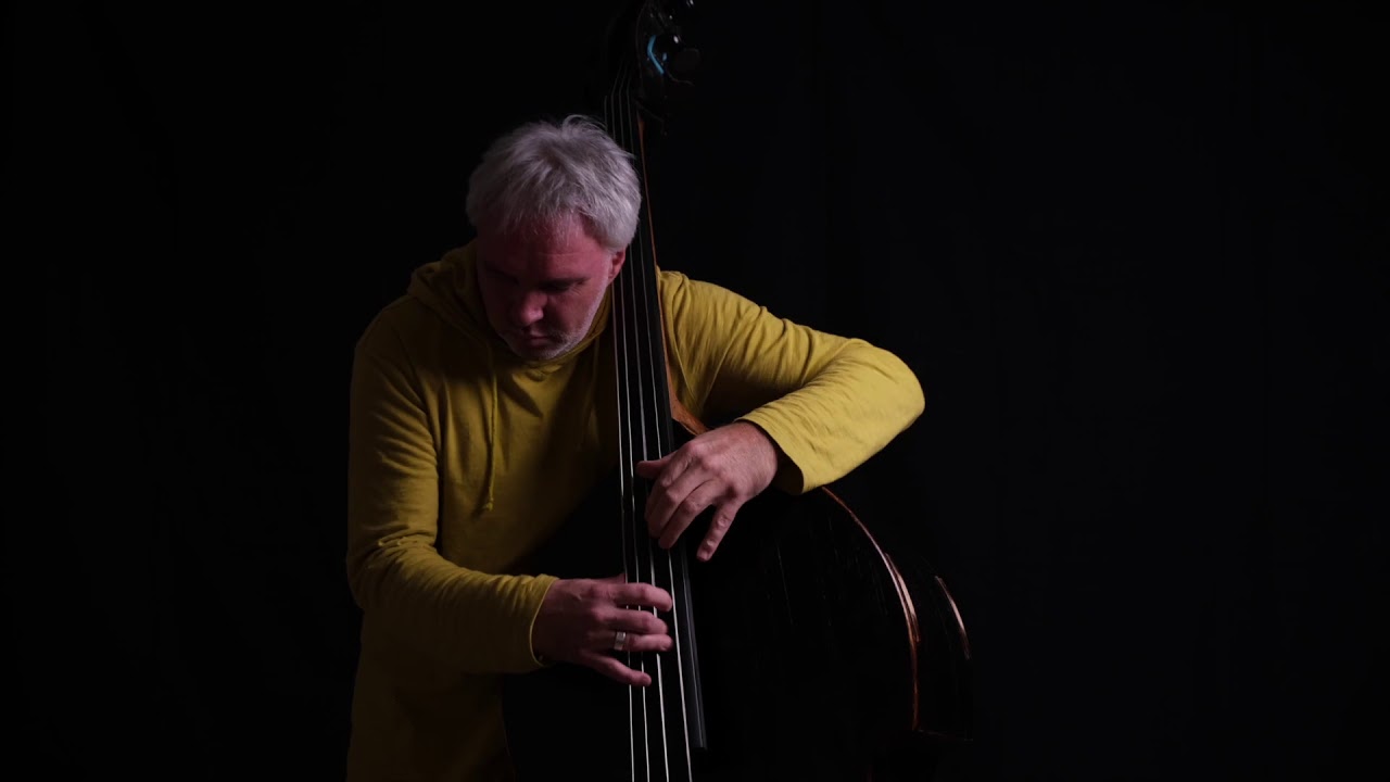 Two Modes (Music: Oliver Steger) Solobass Videosession, Track 3