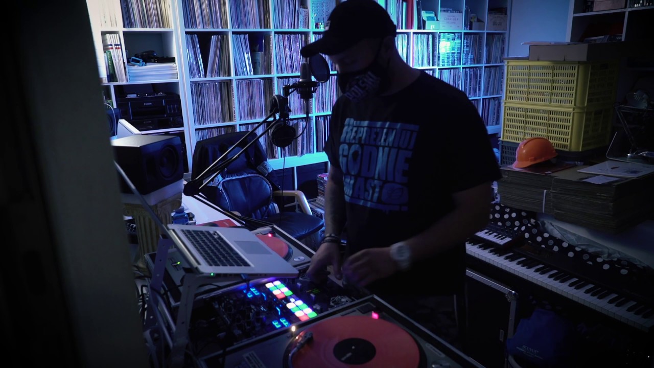 Dj CrossVader #hot16challenge2 (prod. Dj CrossVader & Blady 4PW)