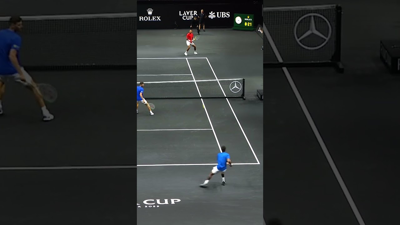 Shelton makes Monfils FALL OVER! 🤯