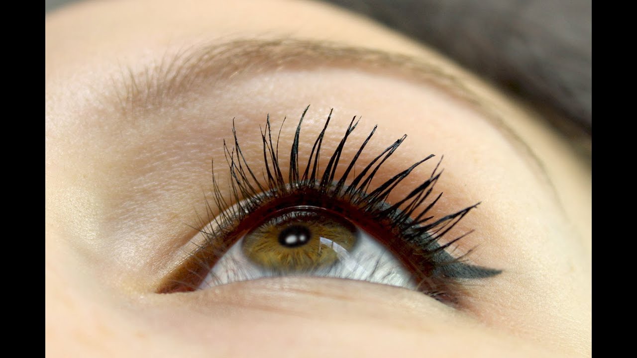 Recette maison pour la pousse des cils (et des cheveux)