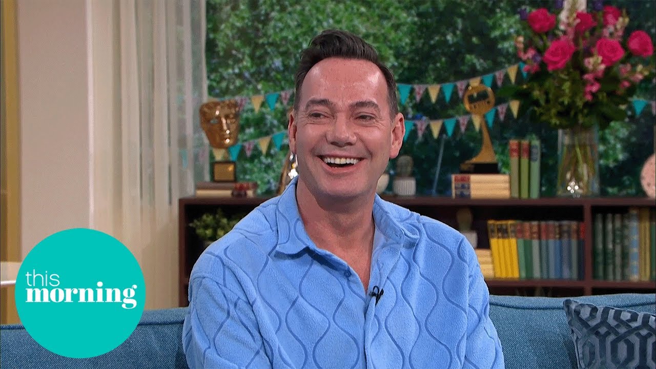 Craig Revel Horwood Takes to the Stage in 'Annie' & Pays Tribute To His Dear Friend | This Morning