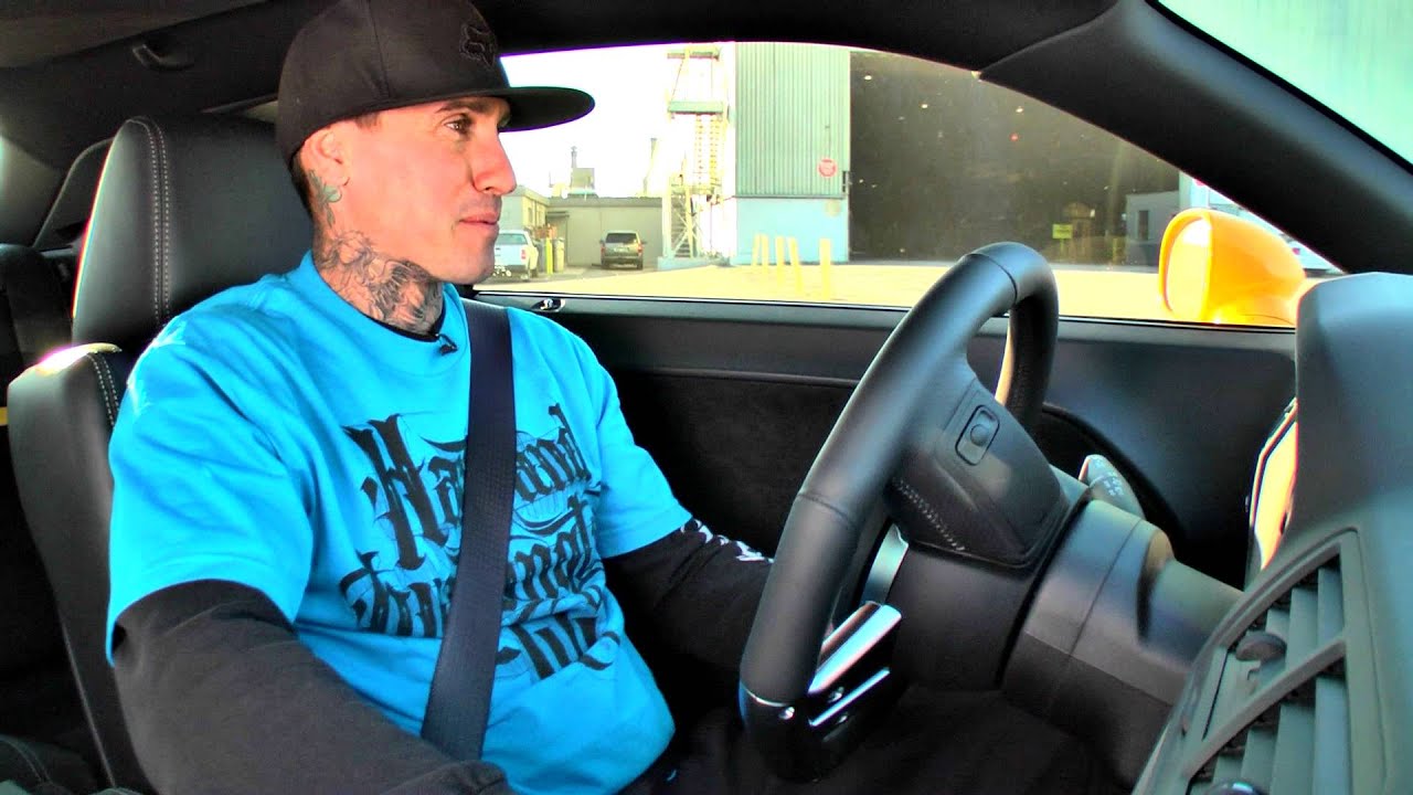 Speed and Carey Hart Test Drive the 2012 Challenger SRT8. Part 2