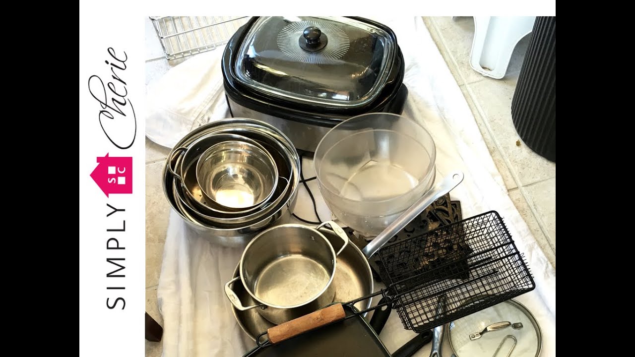 Declutter with Me! the Pots and Pans Cabinet (kitchen series) {Ep. 1 of 4}