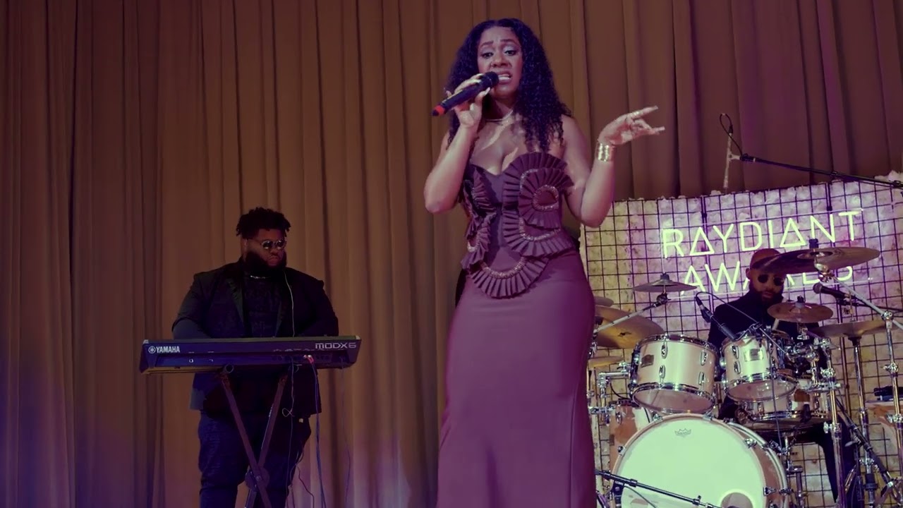 Rashida Briana Performs at Raydiant Awards '25