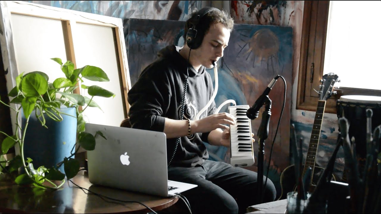 Yann Tiersen -   La valse d'Amélie / Melodica + Djembe cover