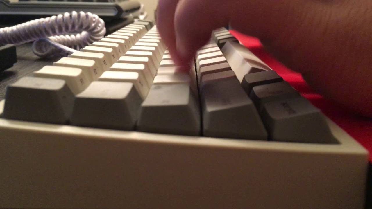 Mechanical Typing Sounds: Topre Switches from Leopold fc660c