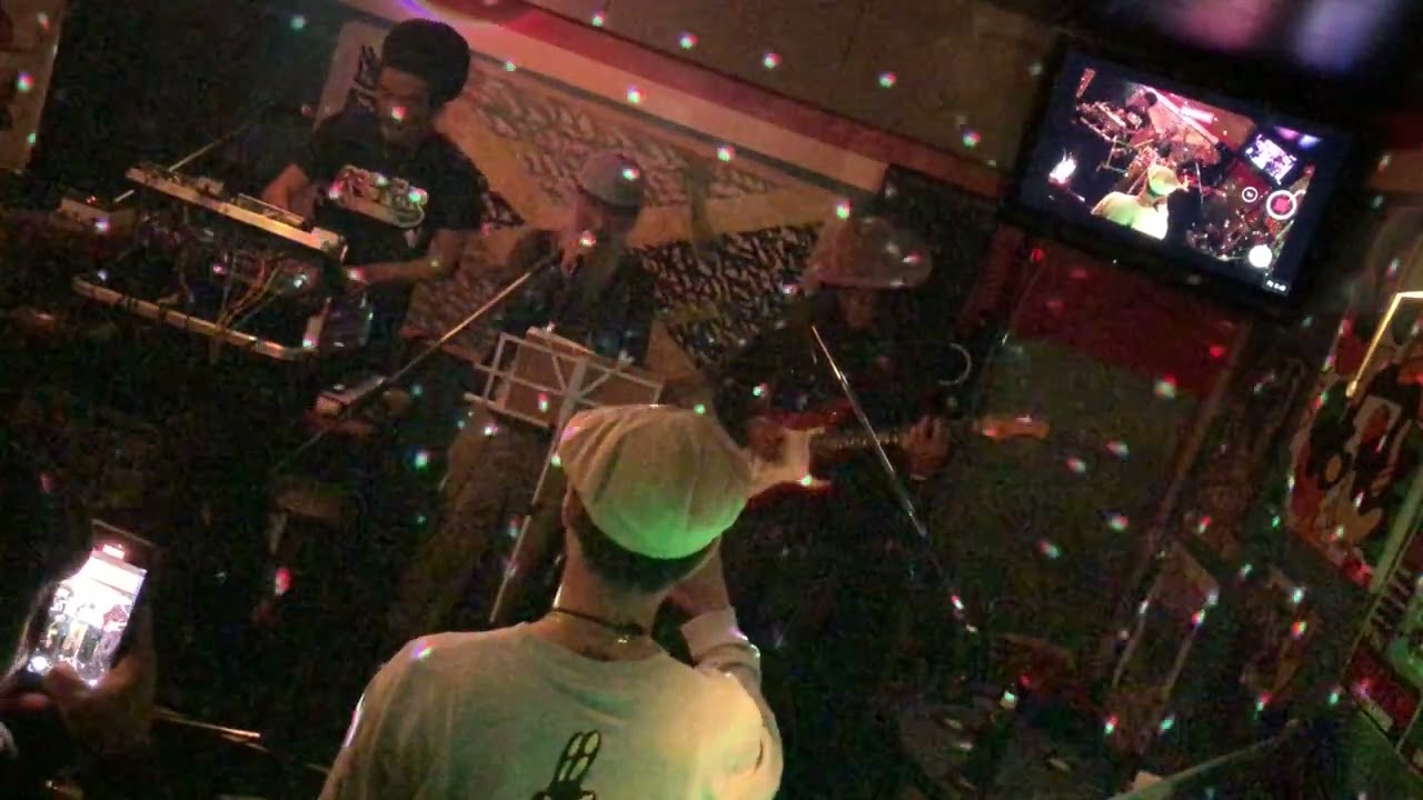 ROCKERS FAR EAST LIVE