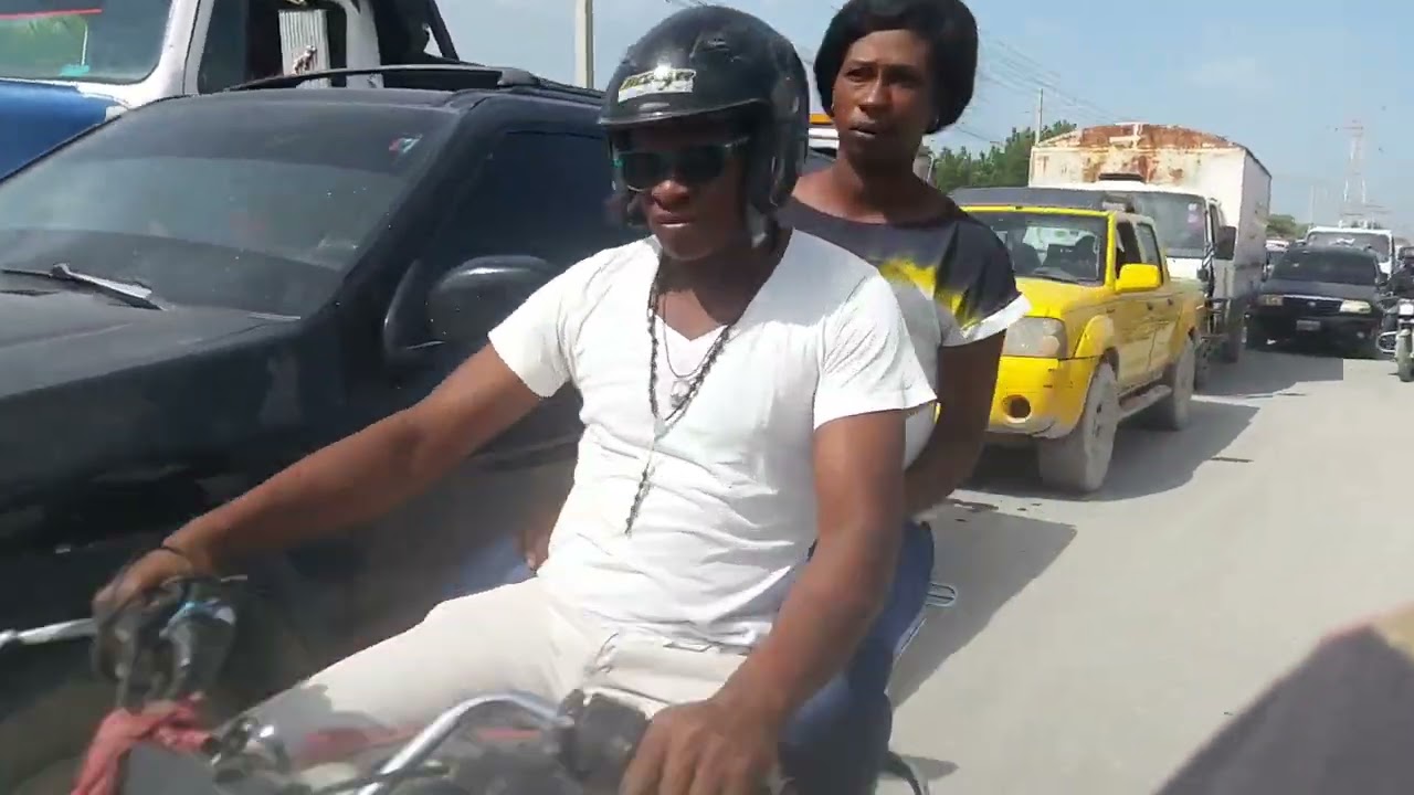wout taba 27 soti fleryo pou ale kwadebouke / pou blokis menm se tet chaje
