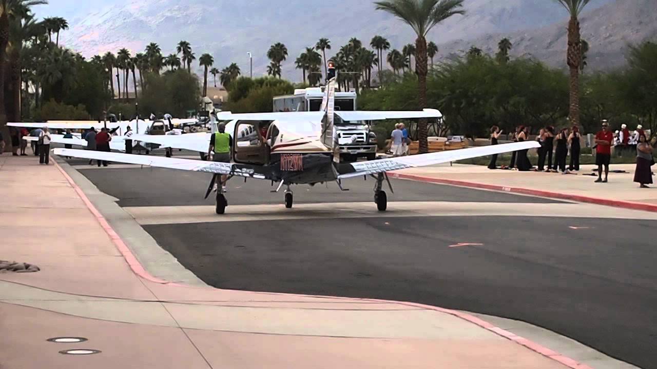 AOPA Summit 2012 - Parade of Planes (4)