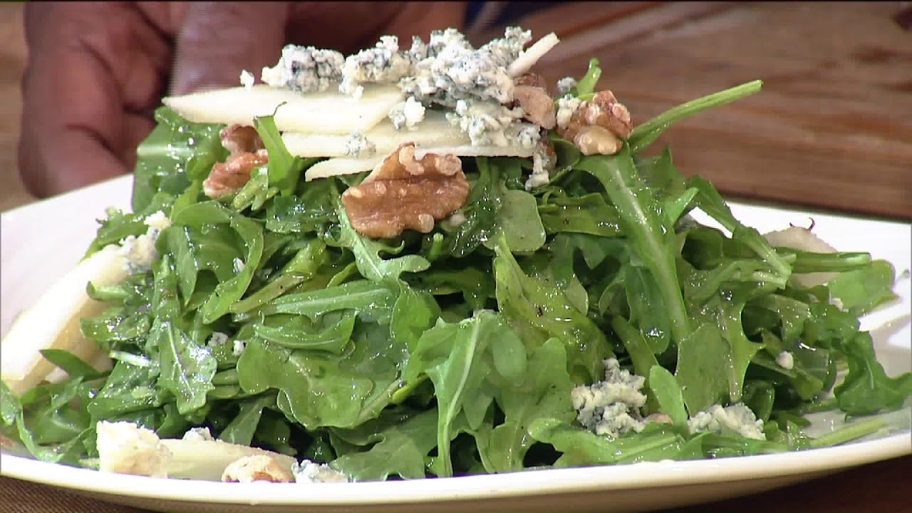Arugula with Walnuts, Gorgonzola and Pears in Honey Vinaigrette